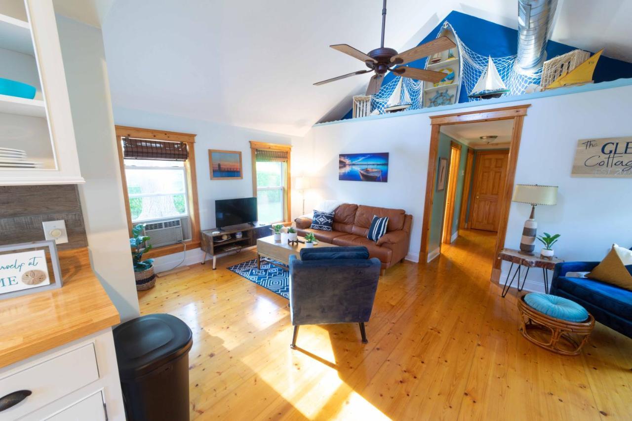 The Charming Glenn Cottage! Walk To Lake Michigan! Fennville Exteriér fotografie