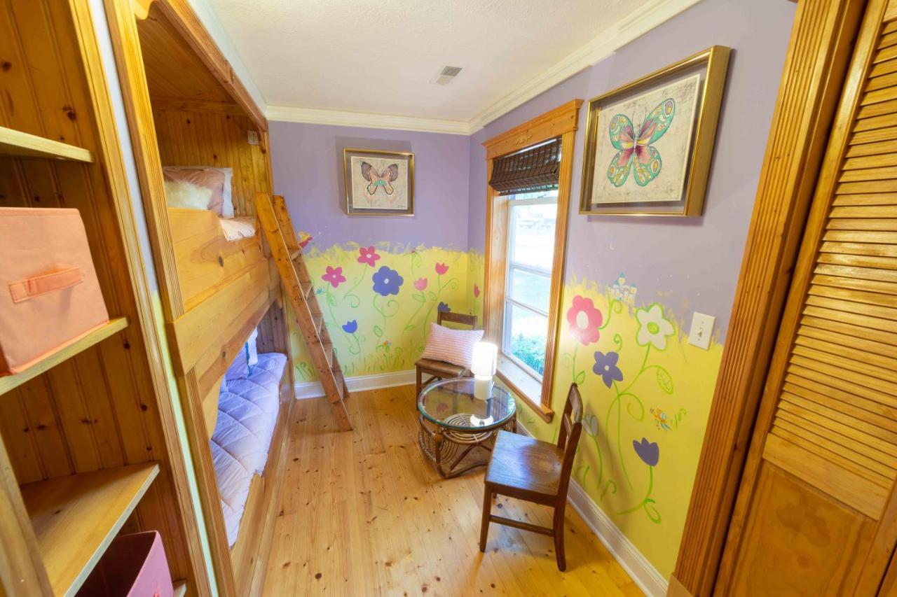 The Charming Glenn Cottage! Walk To Lake Michigan! Fennville Exteriér fotografie