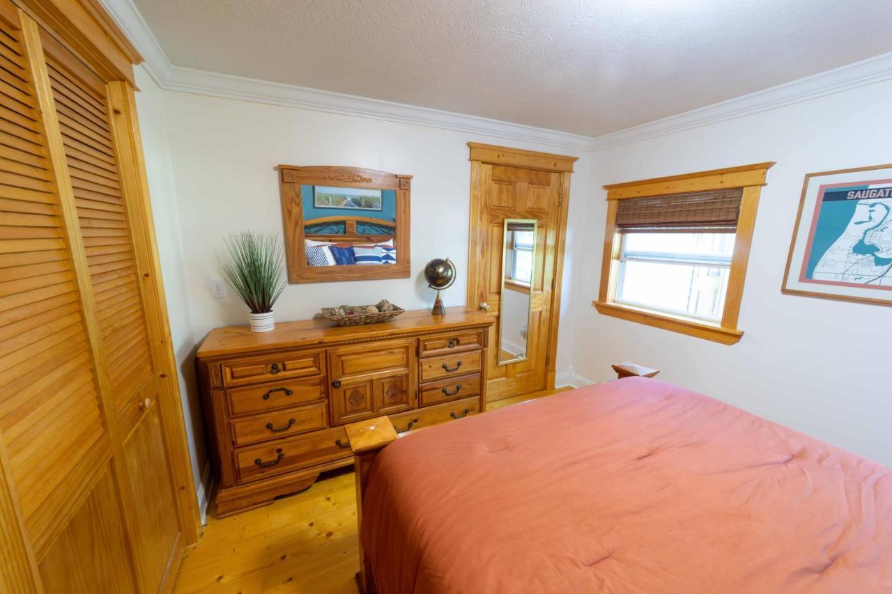 The Charming Glenn Cottage! Walk To Lake Michigan! Fennville Exteriér fotografie